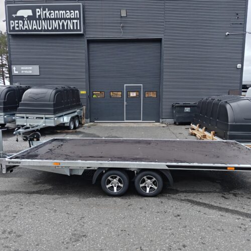 TARJOUSPAKETTI Martz GT Kippbar 450 x 210 / 3000kg, kippaava lavetti +ajorampit+vinssi +alumiinivanteet!