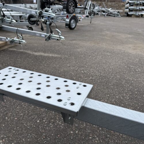 Kulkutaso aisalle 500mm Aku BX750 (60x80mm)